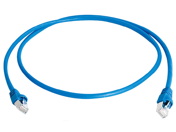 Экранированный патч корд S/FTP CAT.6a 2,0м MP8&nbsp;FS 500, LSZH. Варианты расцветок изоляции: серый, зеленый, красный, синий, желтый, черный, белый, фиолетовый