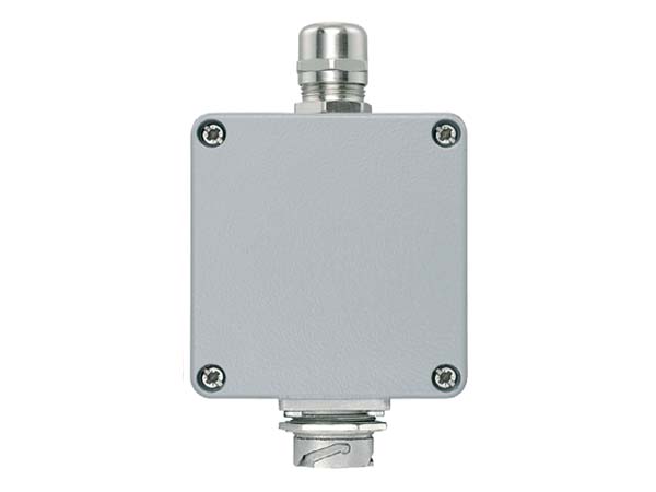 Розетка для внешенго монтажа STX V1, IP67